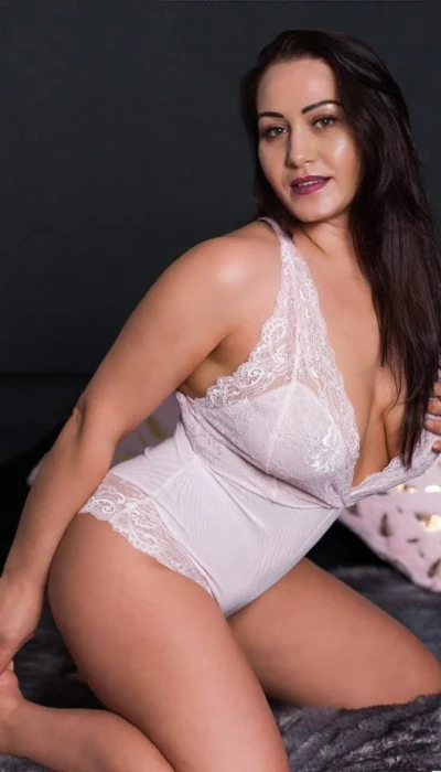 Vanessa 33j