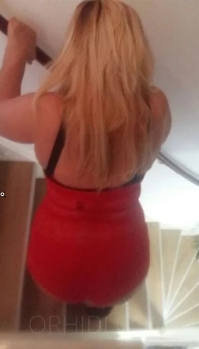 Vollbusige Kathy - Nur Escort!