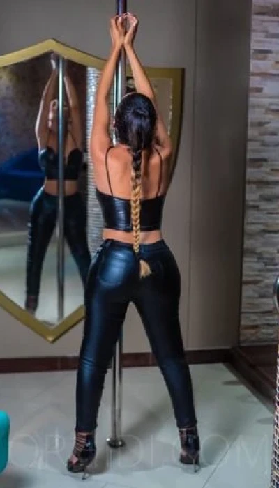 TS SILVIA AUS PERU