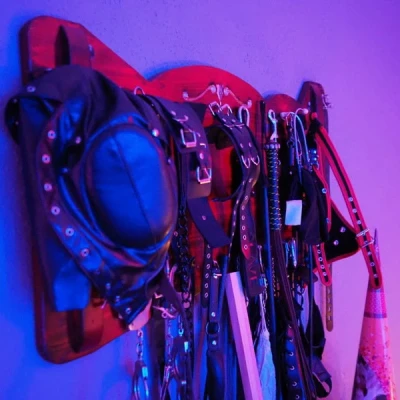 NEU! Domina - nur Hotel möglich!