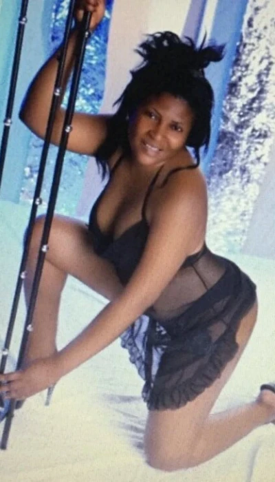 Olivia70