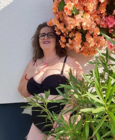 Sara Premiere