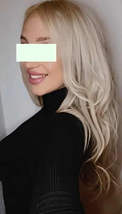 Mira Donna Escort