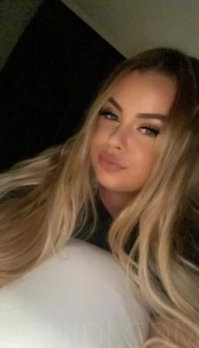 Nina 20j (Bl*w*** Queen) diskret