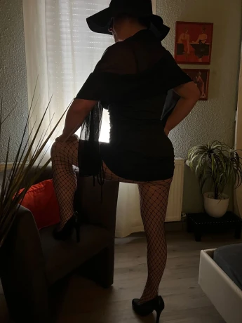 Deutsch Moni