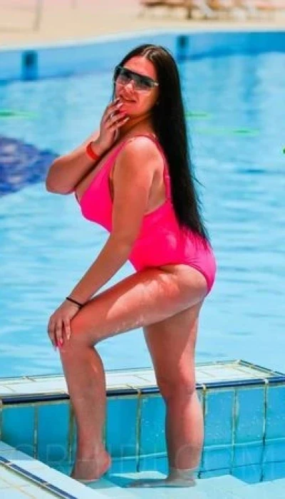 Michelle bei Massage Salon Kompliment