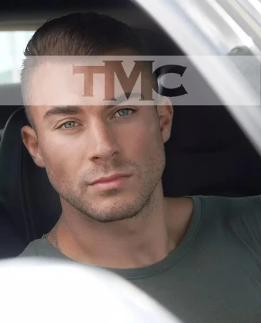 The Most Attractive And Stylish High Class Straight Male Escorts