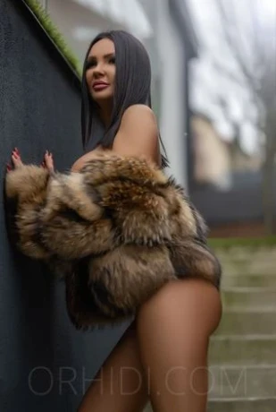 Alessia  heiße  Sexbombe