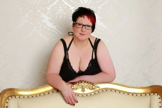 Lilly- Molliger, deutscher Busentraum