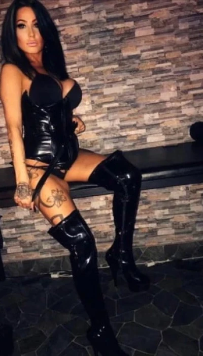 Lady Sandra