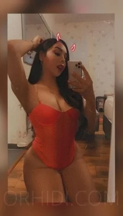 TS Anastasia Braun