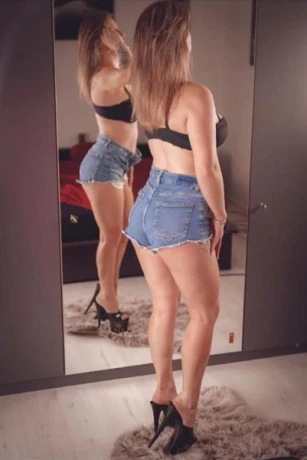 Andra - nur Escort