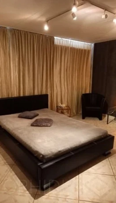 Massage Lounge