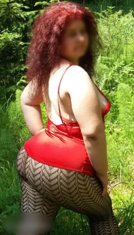 Anna 35j Intim Behaart