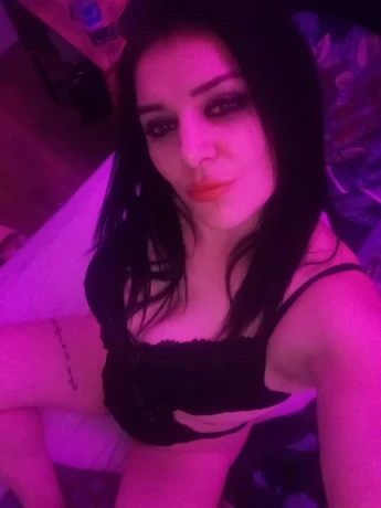 Elena Escort 7 24