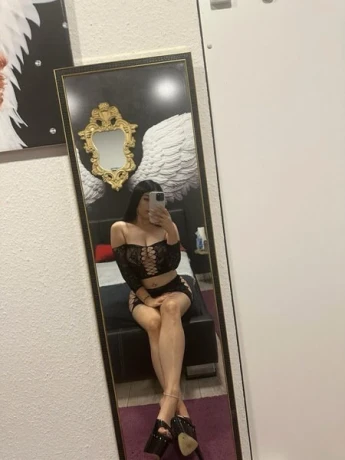 Gulia GANZ NEU