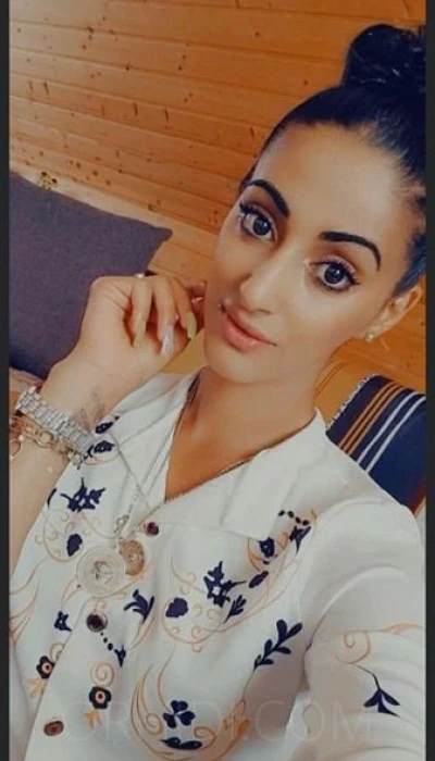 Anita NEU