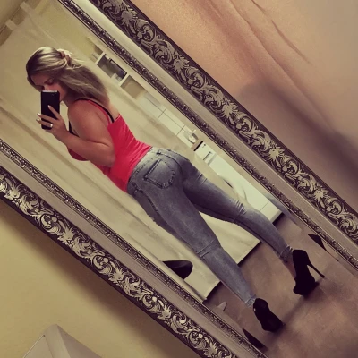 Nicole Aus Lettland