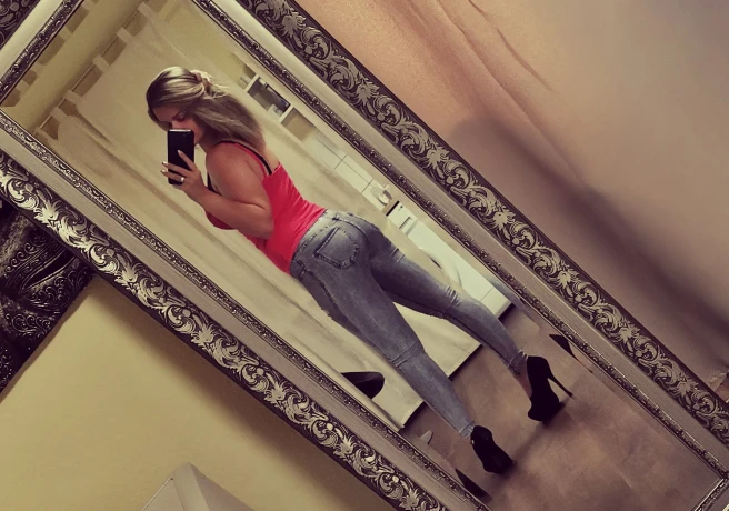 Nicole Aus Lettland