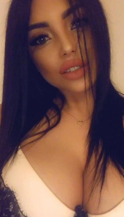 Adelina73