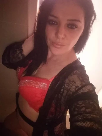 Elena Escort 7 24