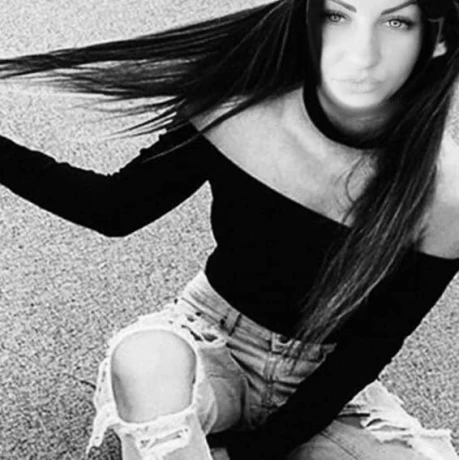 Marina Top Brunette