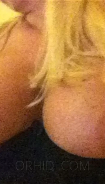 PRIVATMODELL MANDY