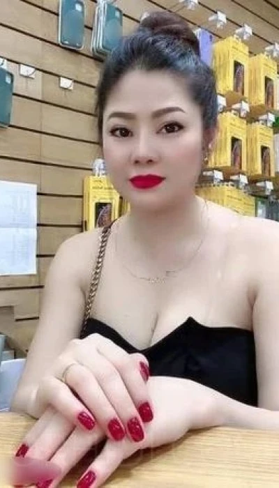 Sexy Asia Lady Linda