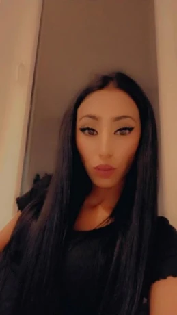 Jennifer Apartmenthaus Erotic Island