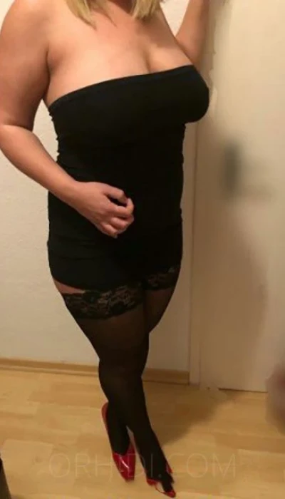 Johanna - Devot und Smart