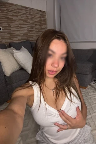 Leona