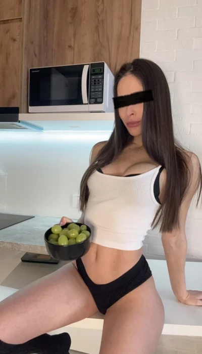 Emili